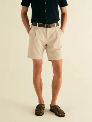 Relaxed pleat front chino short