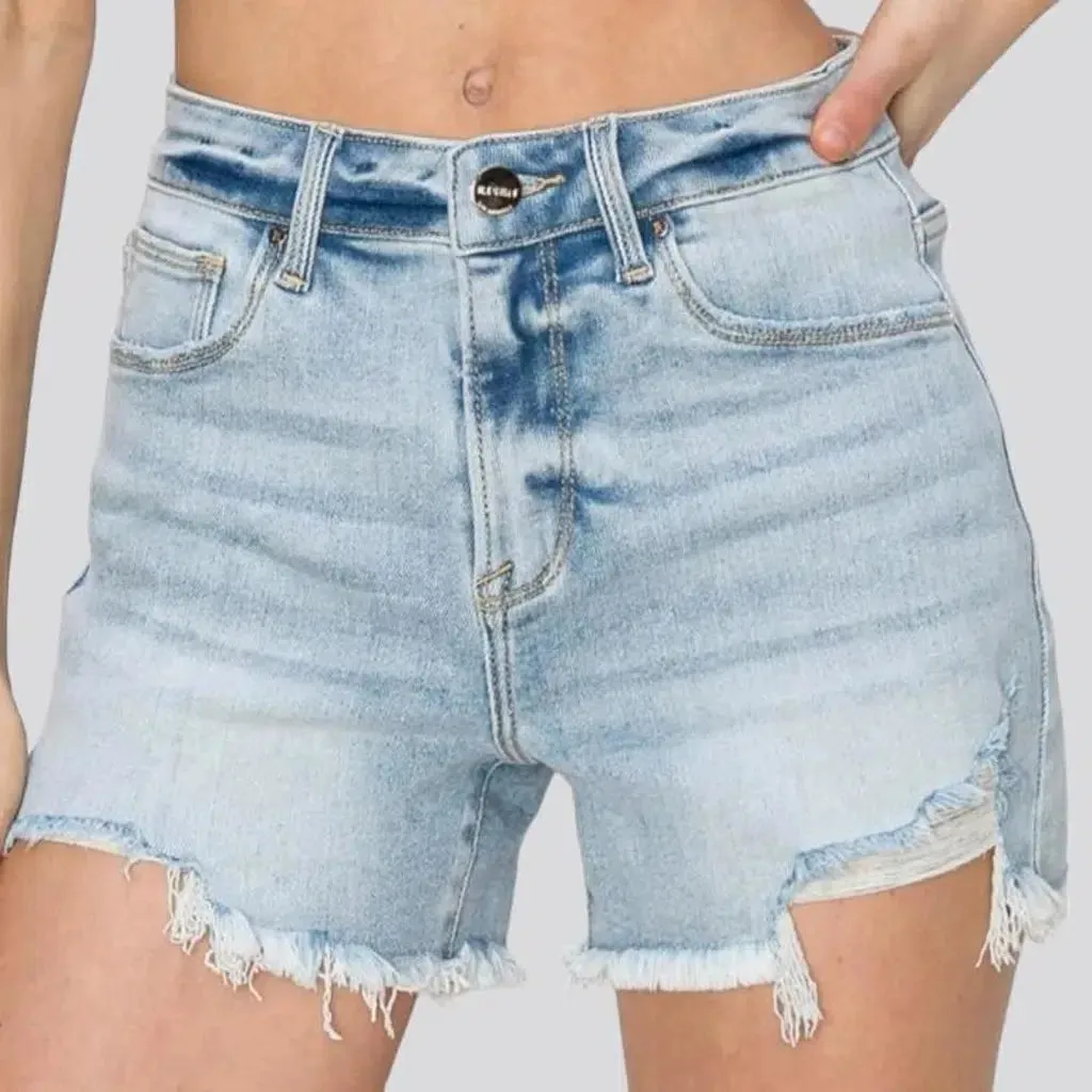 Whiskered women's denim shorts