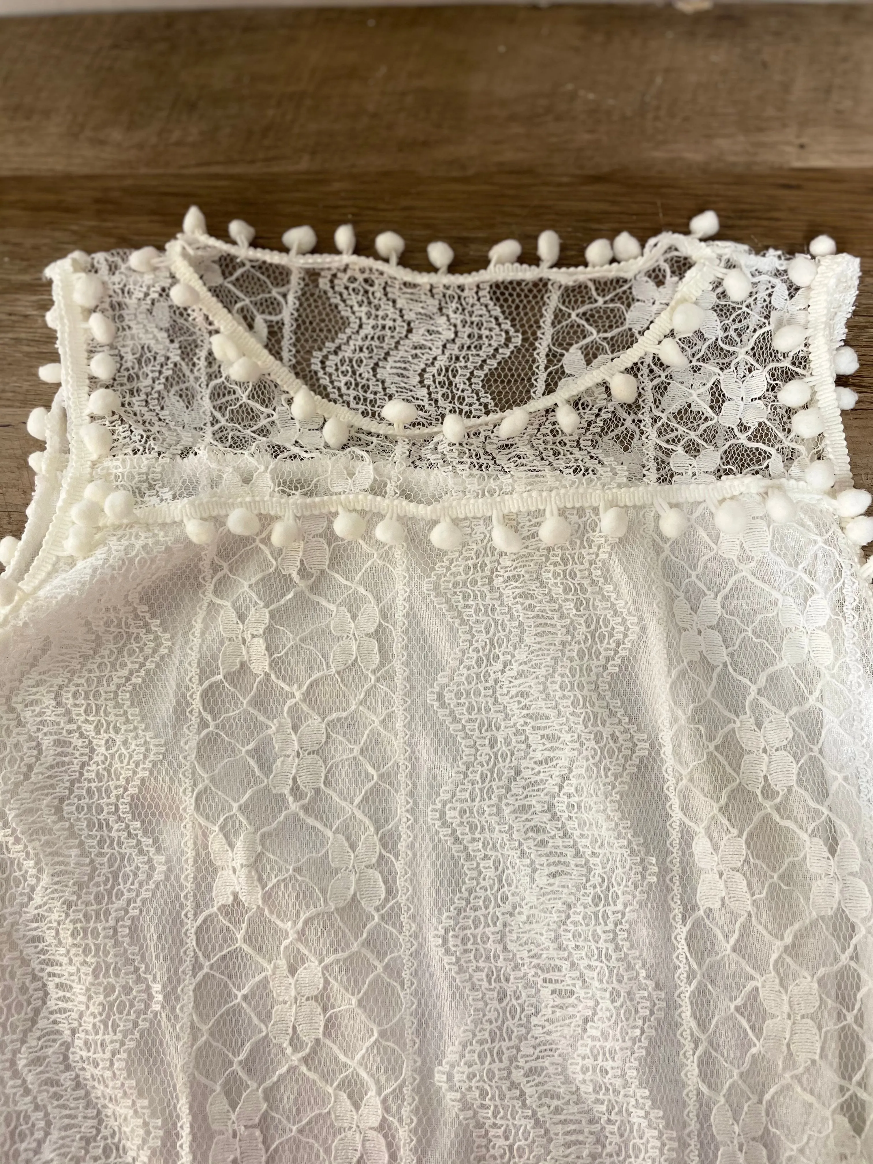 Womens Juniors Small Sleeveless White Lace Overlay Dress Pompoms